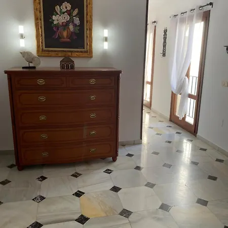 Vivienda Monterreal Primera Linea Playa شقة *