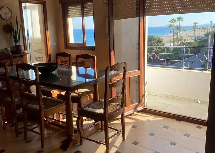 Vivienda Monterreal Primera Linea Playa 公寓