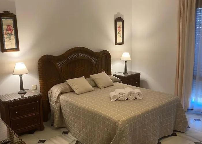 公寓 Vivienda Monterreal Primera Linea Playa 埃斯特波纳