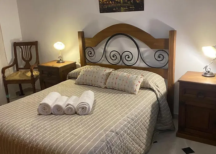 Vivienda Monterreal Primera Linea Playa * 埃斯特波纳