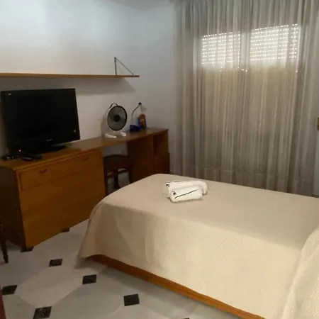 Vivienda Monterreal Primera Linea Playa Estepona