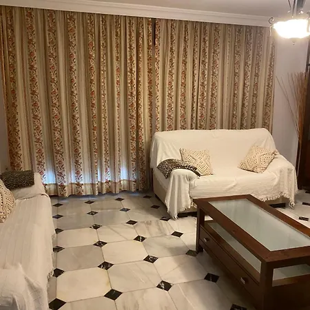 Vivienda Monterreal Primera Linea Playa * Estepona