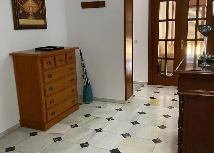 Vivienda Monterreal Primera Linea Playa Appartamento Estepona