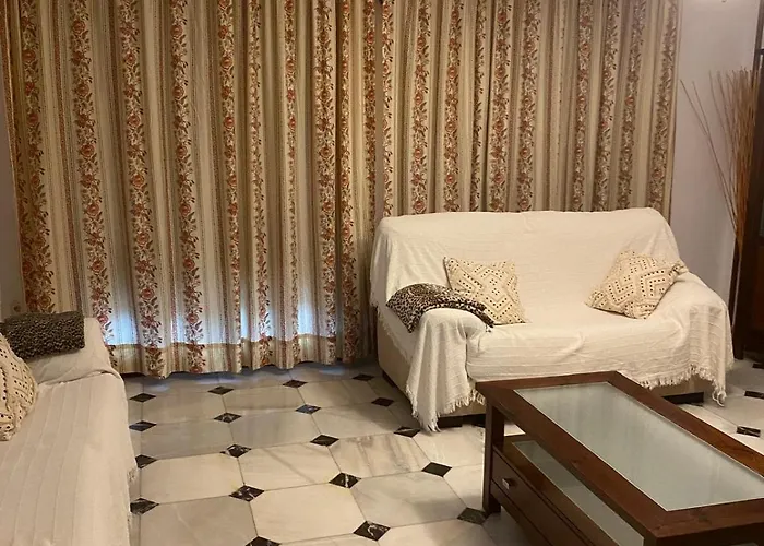 Vivienda Monterreal Primera Linea Playa * Estepona